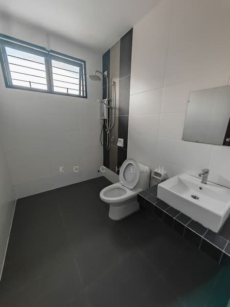2-storey Terraced House for Rent in Denai Alam (Shah Alam) - KC Cheah - Bathroom - PropertyGuru.com.my
