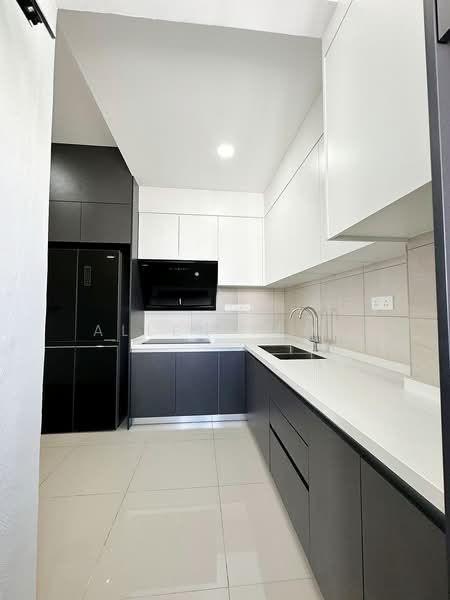 Kondominium untuk Dijual di Queens Residences Q2 @ Queens Waterfront - Allen Yeoh - Kitchen - PropertyGuru.com.my