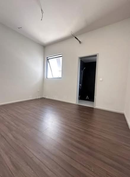 3-storey Terraced House for Sale in Taman Bukit Serdang (Seri Kembangan) - Shawn Tan - Interior - PropertyGuru.com.my