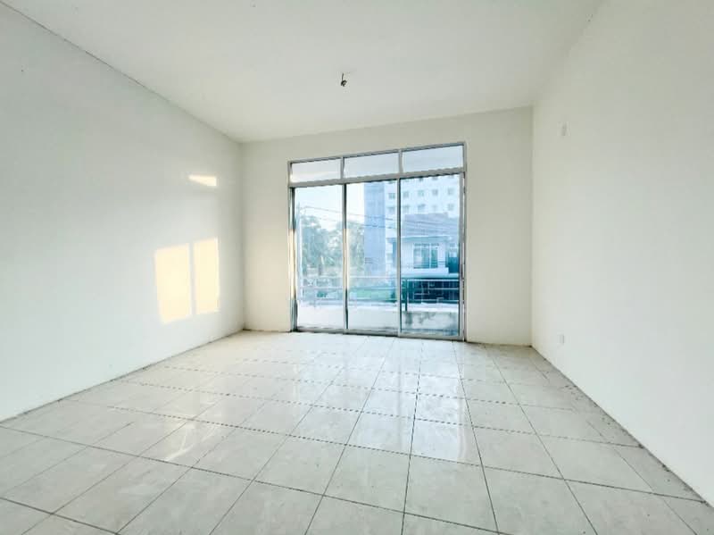 Rumah Teres 2 Tingkat untuk Dijual di Taman Residensi Panchor (Nibong Tebal) - David Lee - Living Room - PropertyGuru.com.my