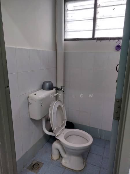 Taman Layang-Layang untuk Untuk Disewa - RM 850 /bulan, Mac 2026 - Bathroom - PropertyGuru.com.my