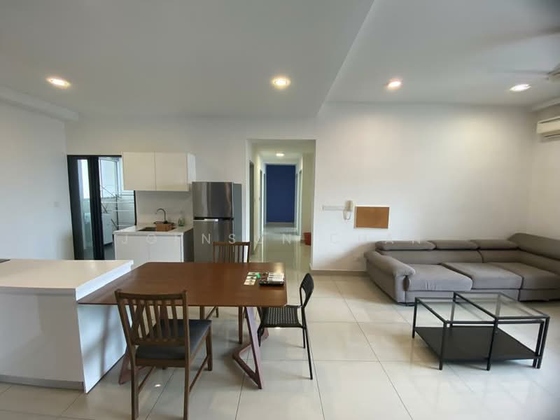 Glomac Centro V Serviced Apartments untuk Untuk Dijual - RM 720,000, Mac 2026 - Living Room - PropertyGuru.com.my