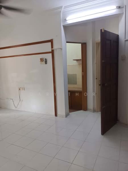 Apartment for Rent at Tanjung Court - Gary Thor - Interior - PropertyGuru.com.my