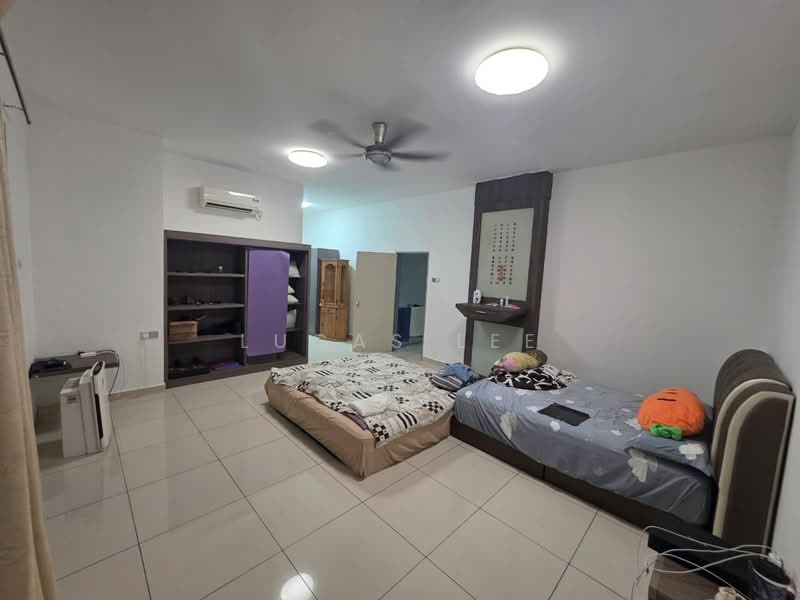Semi-Detached House for Sale in Skudai (Johor) - Lucas Lee - Bedroom - PropertyGuru.com.my