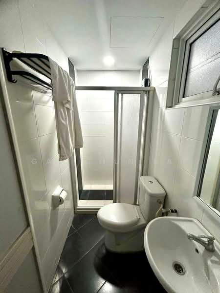 The Spring untuk Untuk Disewa - RM 2,000 /bulan, Mac 2026 - Bathroom - PropertyGuru.com.my