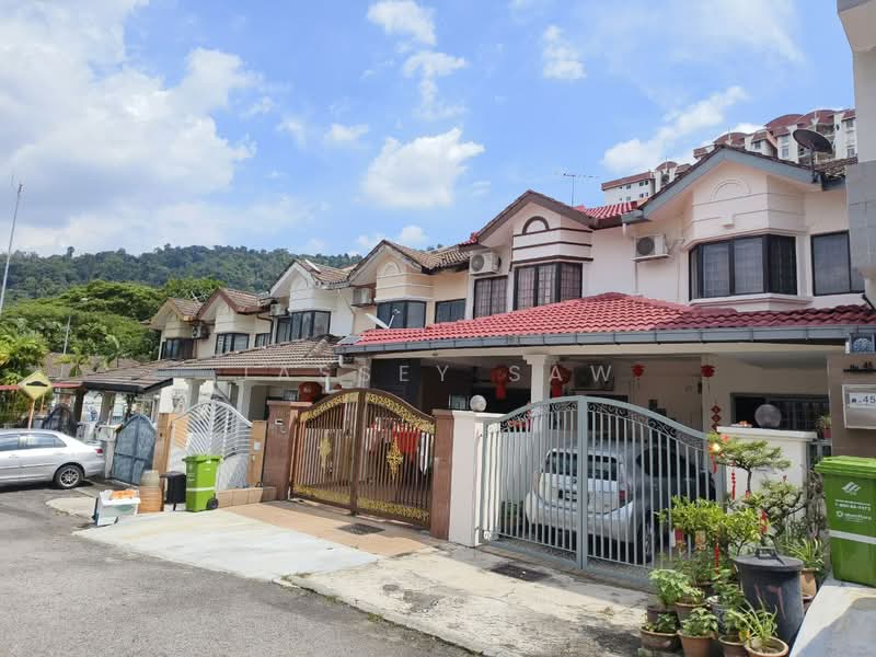 2-storey Terraced House for Sale in Taman Cheras Utama (Cheras) - Jassey Saw - Exterior - PropertyGuru.com.my