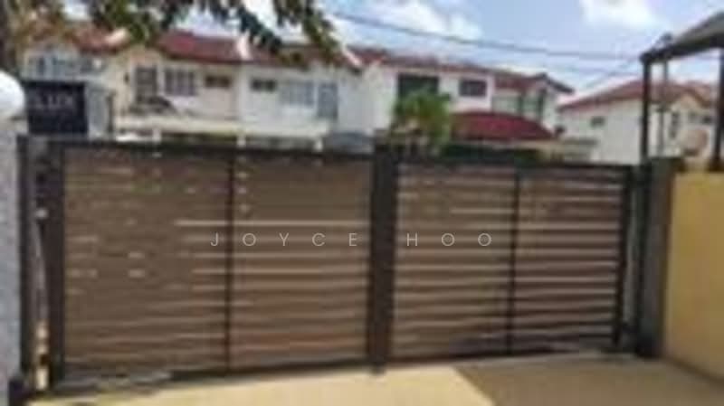 2-storey Terraced House for Sale in TAMAN PUCHONG UTAMA (Puchong) - Joyce Hoo - Exterior - PropertyGuru.com.my