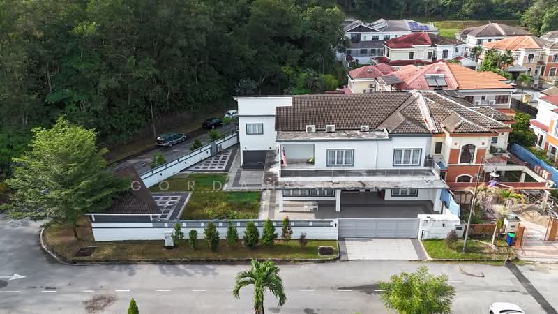 Semi-Detached House for Sale in Seri Kembangan (Selangor) - Gordan Wong - Exterior - PropertyGuru.com.my
