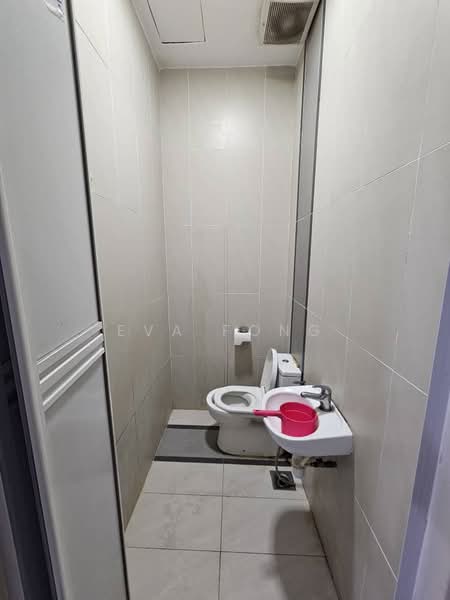 2-storey Terraced House for Sale in Taman Mount Austin (Tebrau) - Eva Fong - Bathroom - PropertyGuru.com.my