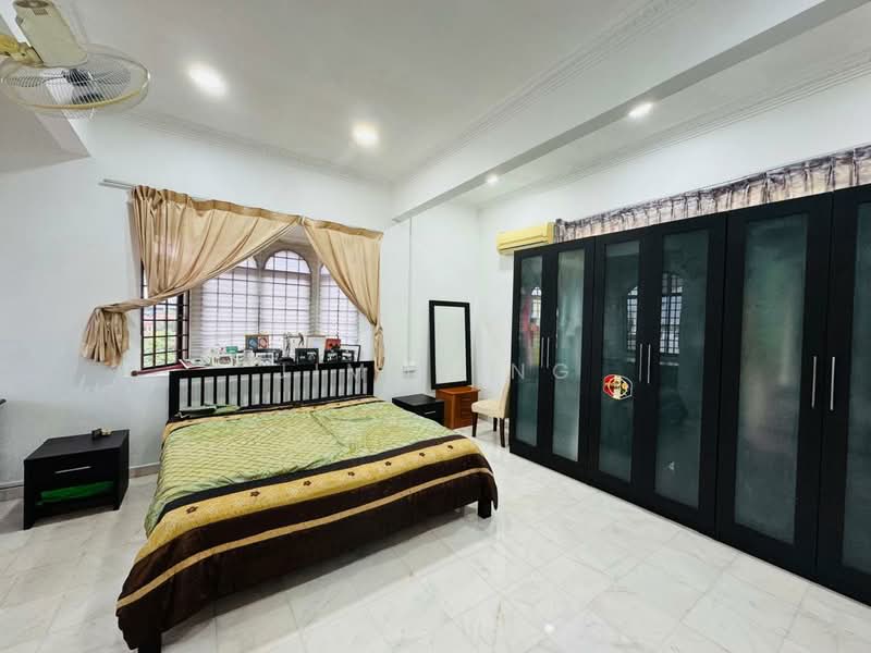 Bungalow for Sale in Taman Iskandar (Johor Bahru) - Jimmy Ng - PropertyGuru.com.my