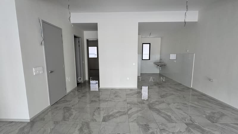 Terraced House for Sale in Taman Bukit Serdang (Seri Kembangan) - Noelle Tan - Dining Area - PropertyGuru.com.my