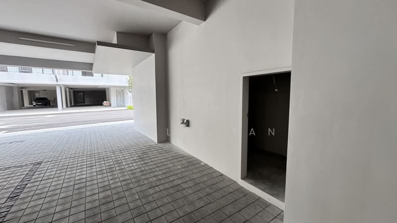 Terraced House for Sale in Taman Bukit Serdang (Seri Kembangan) - Noelle Tan - Storage Area - PropertyGuru.com.my