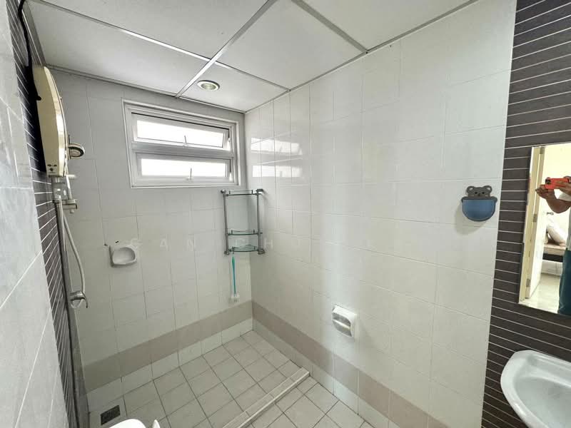 The Spring untuk Untuk Disewa - RM 1,800 /bulan, Mac 2026 - Bathroom - PropertyGuru.com.my
