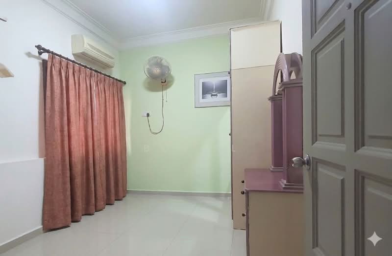 Condominium for Sale at Meadow Park I - Bor SL - Bedroom - PropertyGuru.com.my