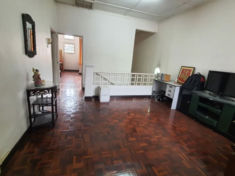 Usj 9 untuk Untuk Dijual - RM 910,000, Mac 2026 - Living Room - PropertyGuru.com.my