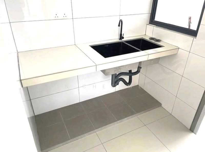 Service Residence for Sale at Traders Garden @ Cheras Selatan - Chin Chee Meng - Kitchen - PropertyGuru.com.my