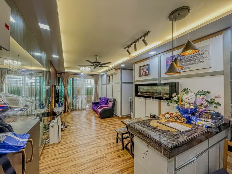 Service Residence for Sale at KL Traders Square - Noraini Dahan - Living Room - PropertyGuru.com.my