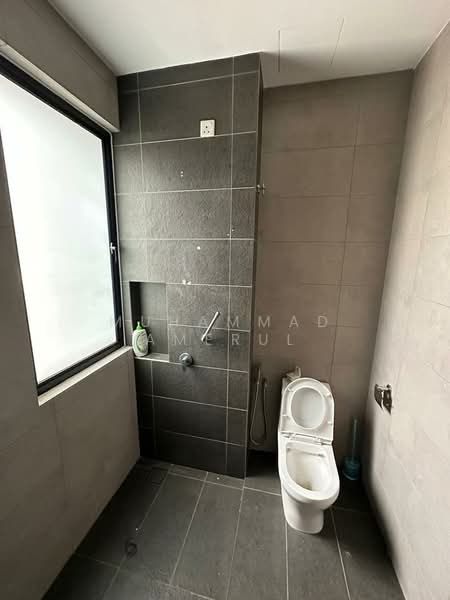 Diamond Taman Putra Prima Puchong untuk Untuk Disewa - RM 2,497 /bulan, Mac 2026 - Bathroom - PropertyGuru.com.my