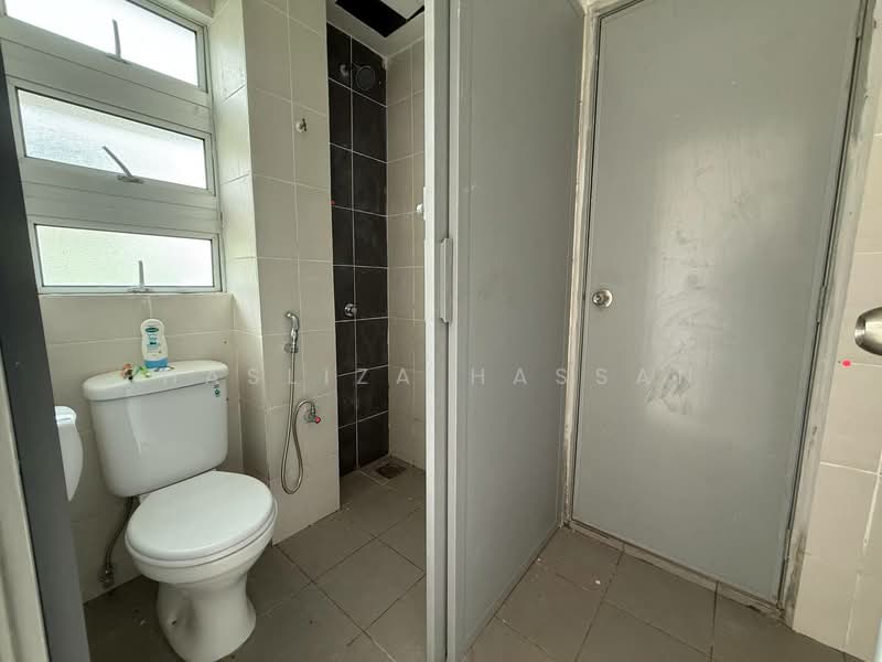 2-storey Terraced House for Sale in Taman Bandar Ekar (Rantau) - Hasliza Hassan - Bathroom - PropertyGuru.com.my