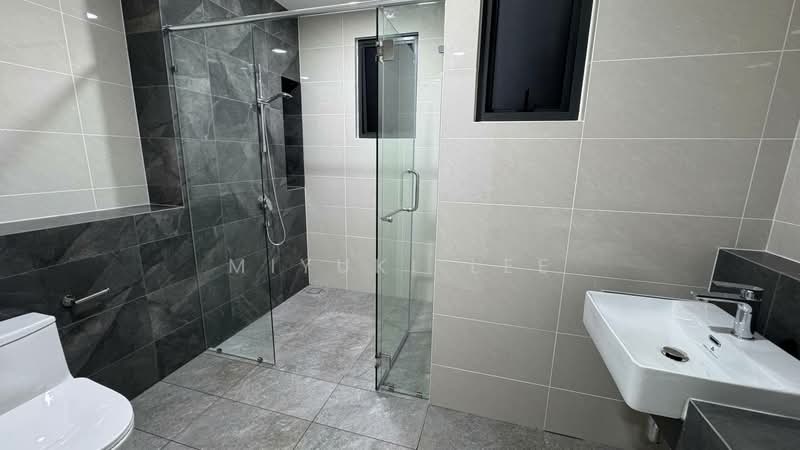 Rumah Kluster untuk Dijual di Horizon Hills (Iskandar Puteri (Nusajaya)) - Miyuki Lee - Bathroom - PropertyGuru.com.my