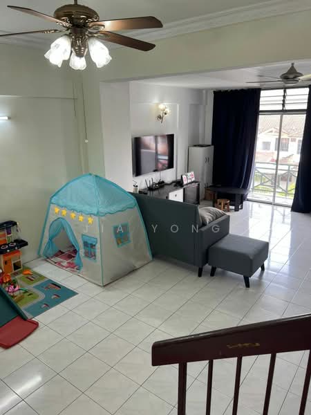 Townhouse for Rent in Taman Tunas Muda (Sungai Ara) - Jia Yong - Living Room - PropertyGuru.com.my