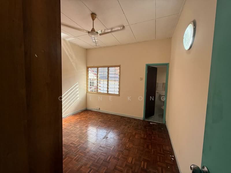 Terraced House for Sale in Bandar Kinrara Seksyen 5 (Bandar Kinrara) - Celine Kong - Interior - PropertyGuru.com.my
