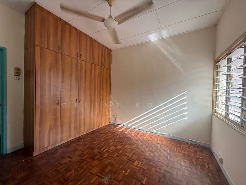Terraced House for Sale in Bandar Kinrara Seksyen 5 (Bandar Kinrara) - Celine Kong - Bedroom - PropertyGuru.com.my