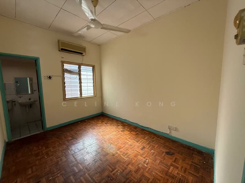 Terraced House for Sale in Bandar Kinrara Seksyen 5 (Bandar Kinrara) - Celine Kong - Interior - PropertyGuru.com.my
