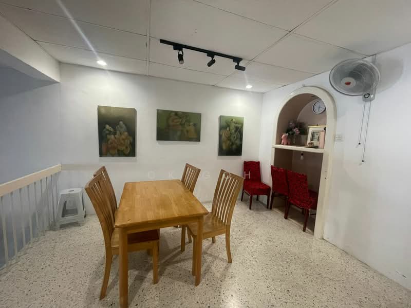Terraced House for Rent in Island Glades (Jelutong) - CK Goh - Dining Room - PropertyGuru.com.my