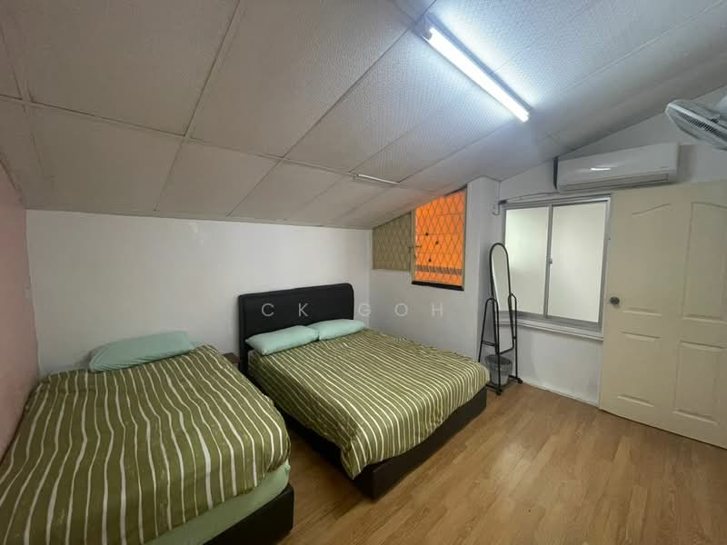 Terraced House for Rent in Island Glades (Jelutong) - CK Goh - Bedroom - PropertyGuru.com.my