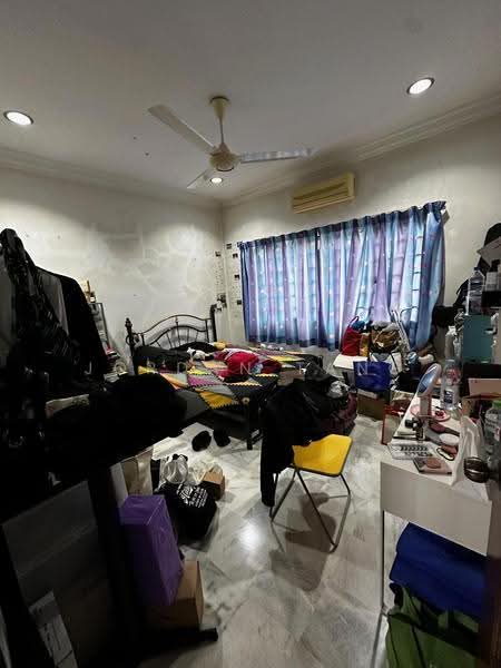 Rumah Berkembar untuk Dijual di Seksyen 17 (Petaling Jaya) - Jordan Tang - Bedroom - PropertyGuru.com.my