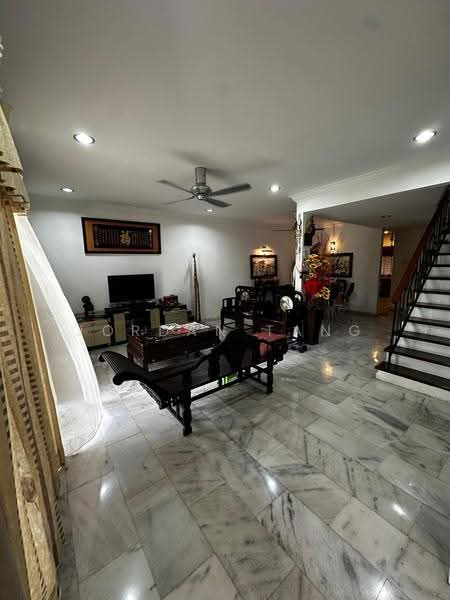 Rumah Berkembar untuk Dijual di Seksyen 17 (Petaling Jaya) - Jordan Tang - Living Room - PropertyGuru.com.my