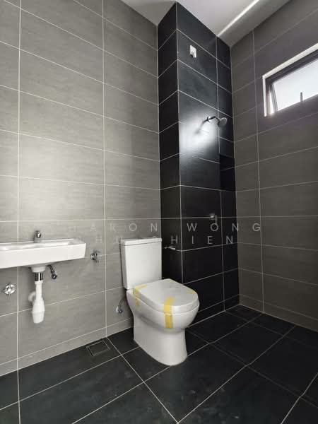 2-storey Terraced House for Sale in Taman Dato Onn (Johor Bahru) - Sharon Wong Shu Shien - Bathroom - PropertyGuru.com.my