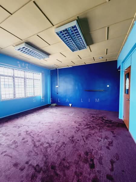 Shop / Office for Rent in Taman Molek (Johor Bahru) - Shela Lim - Interior - PropertyGuru.com.my