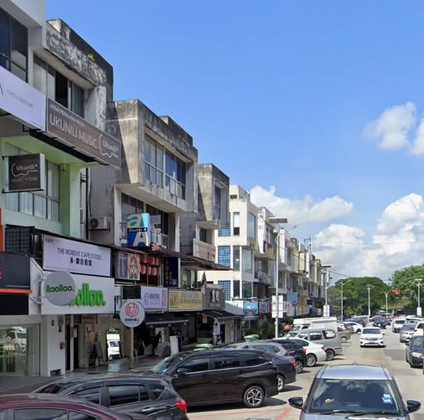 For Rent - Endlot first floor office at subang jaya ss 15 for rent