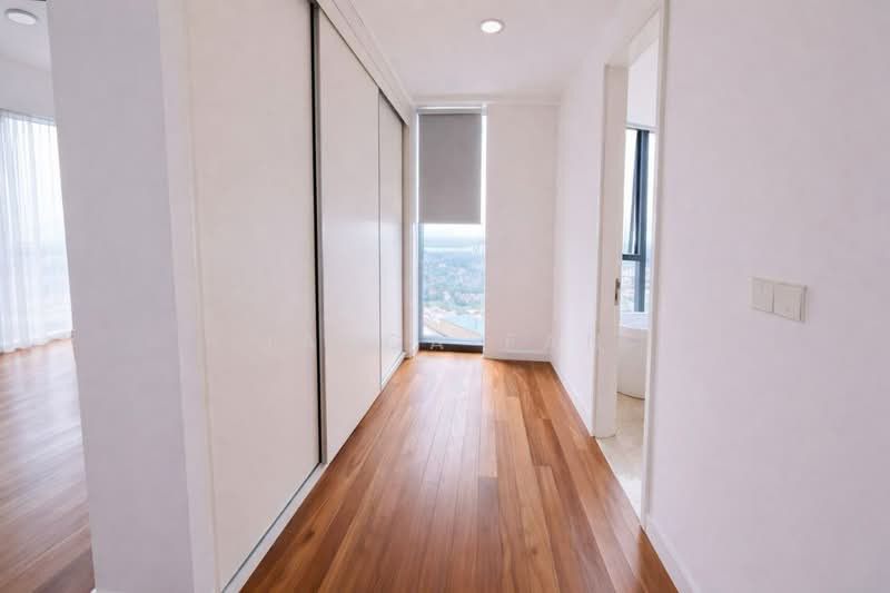 The Astaka @ 1 Bukit Senyum untuk Untuk Disewa - RM 6,000 /bulan, Mac 2026 - Corridor - PropertyGuru.com.my