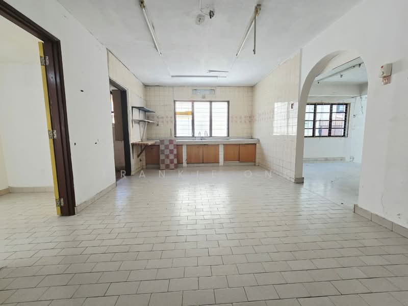 Terraced House for Sale in Taman Mutiara Barat (Cheras) - Frankie Ong - Kitchen - PropertyGuru.com.my