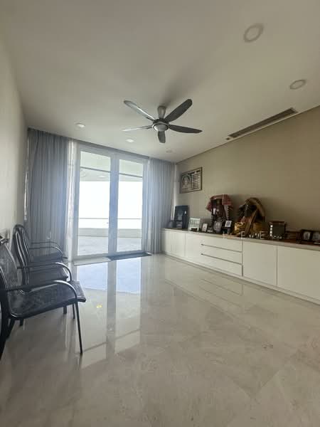 8 Gurney (The Shore Condominium) untuk Untuk Dijual - RM 6,500,000, Mac 2026 - Living Room - PropertyGuru.com.my