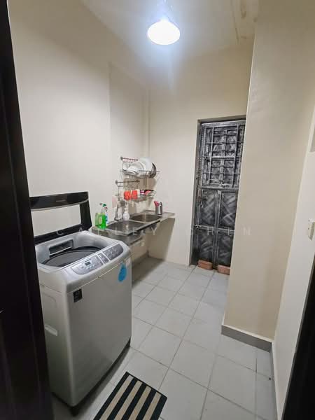 2-storey Terraced House for Sale in Taman Nusa Idaman (Iskandar Puteri (Nusajaya)) - Calley Chin - Kitchen - PropertyGuru.com.my