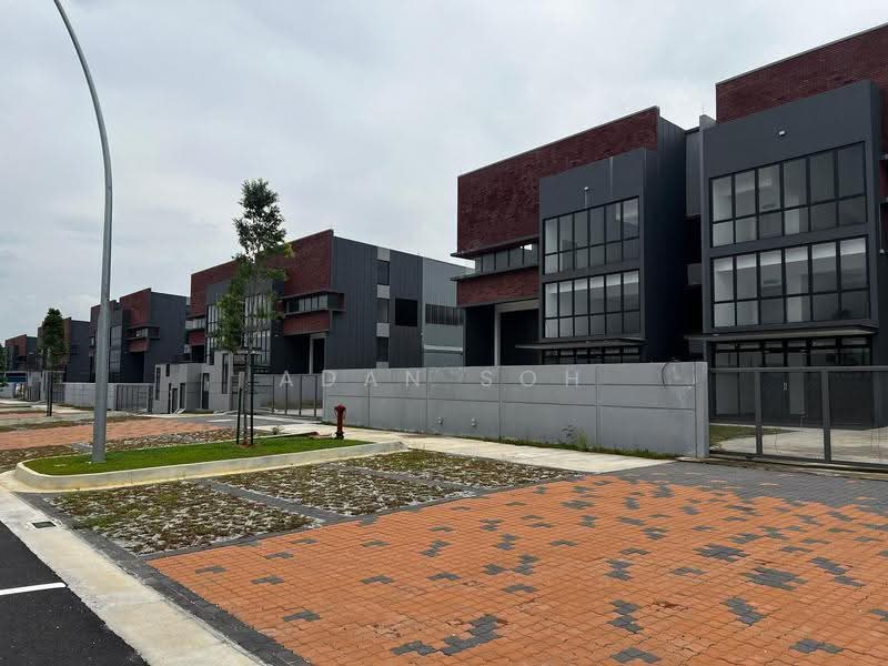 Kilang Berkembar untuk Dijual di Sungai Buloh (Selangor) - Adan Soh - Exterior - PropertyGuru.com.my