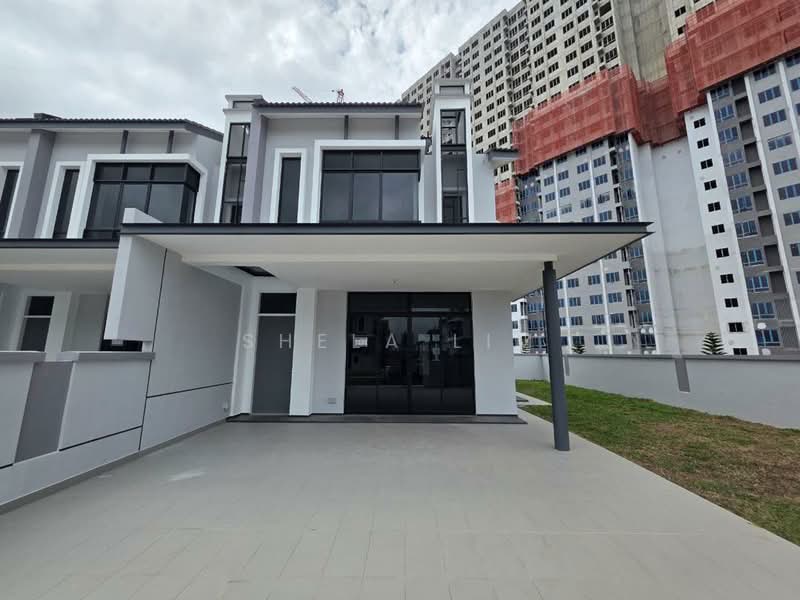 2-storey Terraced House for Sale in Taman Mount Austin (Tebrau) - Shela Lim - Exterior - PropertyGuru.com.my