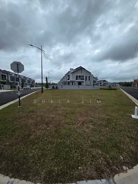 2-storey Terraced House for Sale in Taman Mount Austin (Tebrau) - Shela Lim - Exterior - PropertyGuru.com.my