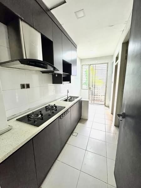 2-storey Terraced House for Sale in East Ledang (Iskandar Puteri (Nusajaya)) - Janice . - Kitchen - PropertyGuru.com.my