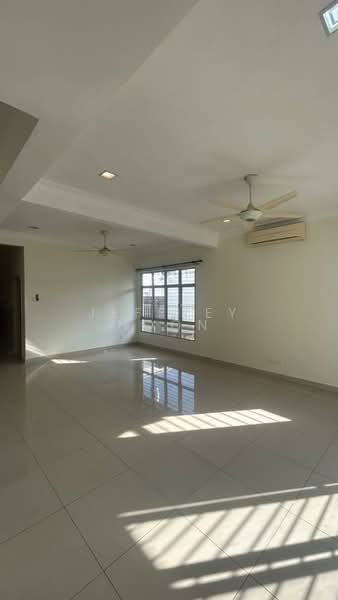2-storey Terraced House for Rent in Kota Kemuning (Shah Alam) - Jeffrey Hoon - Living Room - PropertyGuru.com.my