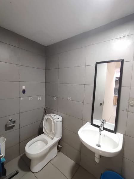 Service Residence for Rent at Avenue D'Vogue - Poh Xin Liao - Bathroom - PropertyGuru.com.my
