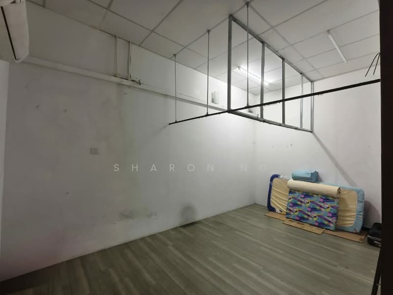 Shop for Rent in Taman Mutiara Mas (Skudai) - Sharon Ng - Interior - PropertyGuru.com.my