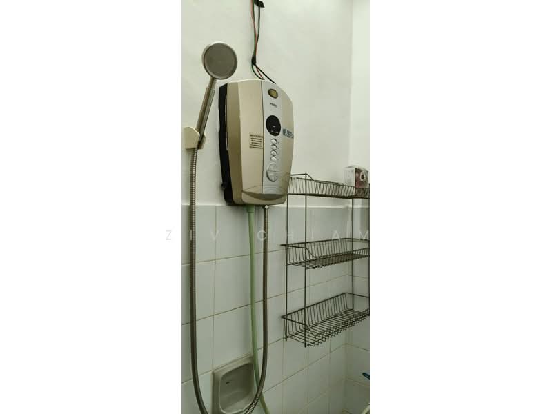 Perma Perma Permas untuk Untuk Disewa - RM 1,700 /bulan, Mac 2026 - Bathroom - PropertyGuru.com.my