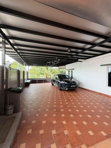 Bungalow for Sale in Kempas Banjaran (Tampoi) - Wee Howe - Car Park - PropertyGuru.com.my