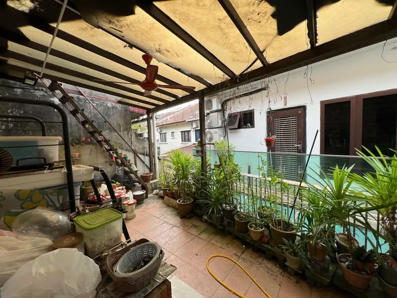 2-storey Terraced House for Sale in Taman Mutiara Indah (Puchong) - Zarema Kulbuzheva - Balcony - PropertyGuru.com.my