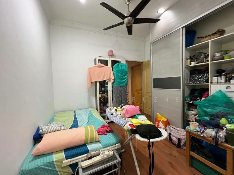 2-storey Terraced House for Sale in Taman Mutiara Indah (Puchong) - Zarema Kulbuzheva - Bedroom - PropertyGuru.com.my
